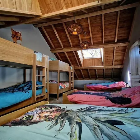 Atypique 14 Couchages En Pleine Nature Lapte